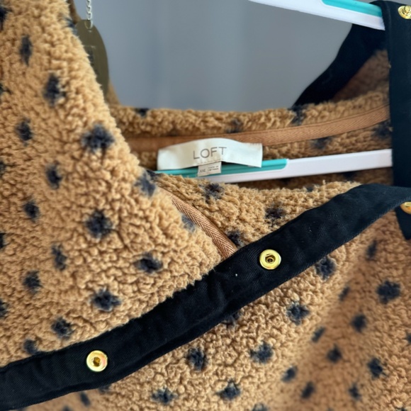 Loft Womens Pullover - Picture 3 of 3